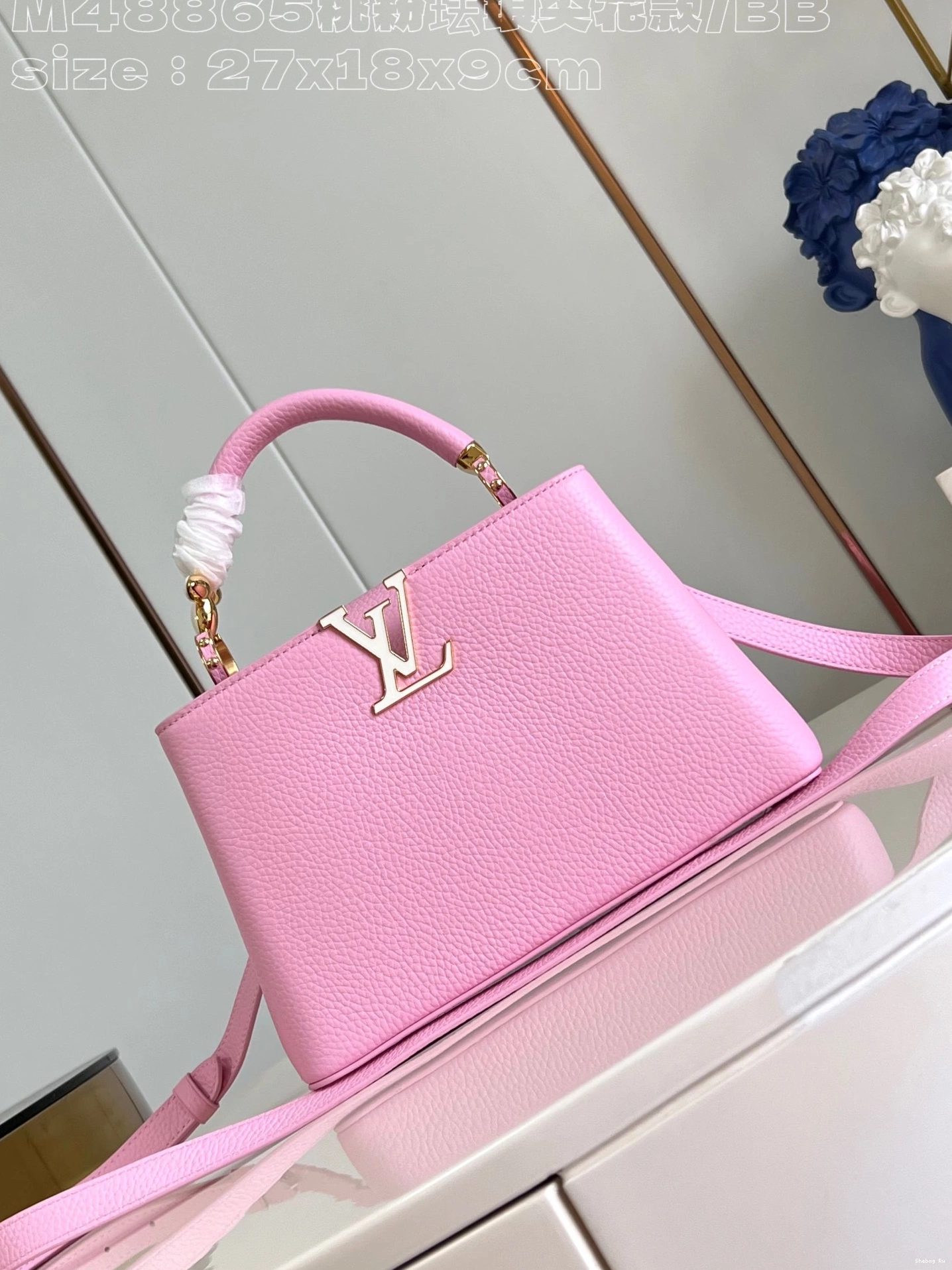 BB-27*18*9CM CAPUCINES LOUIS VUITTON 0719